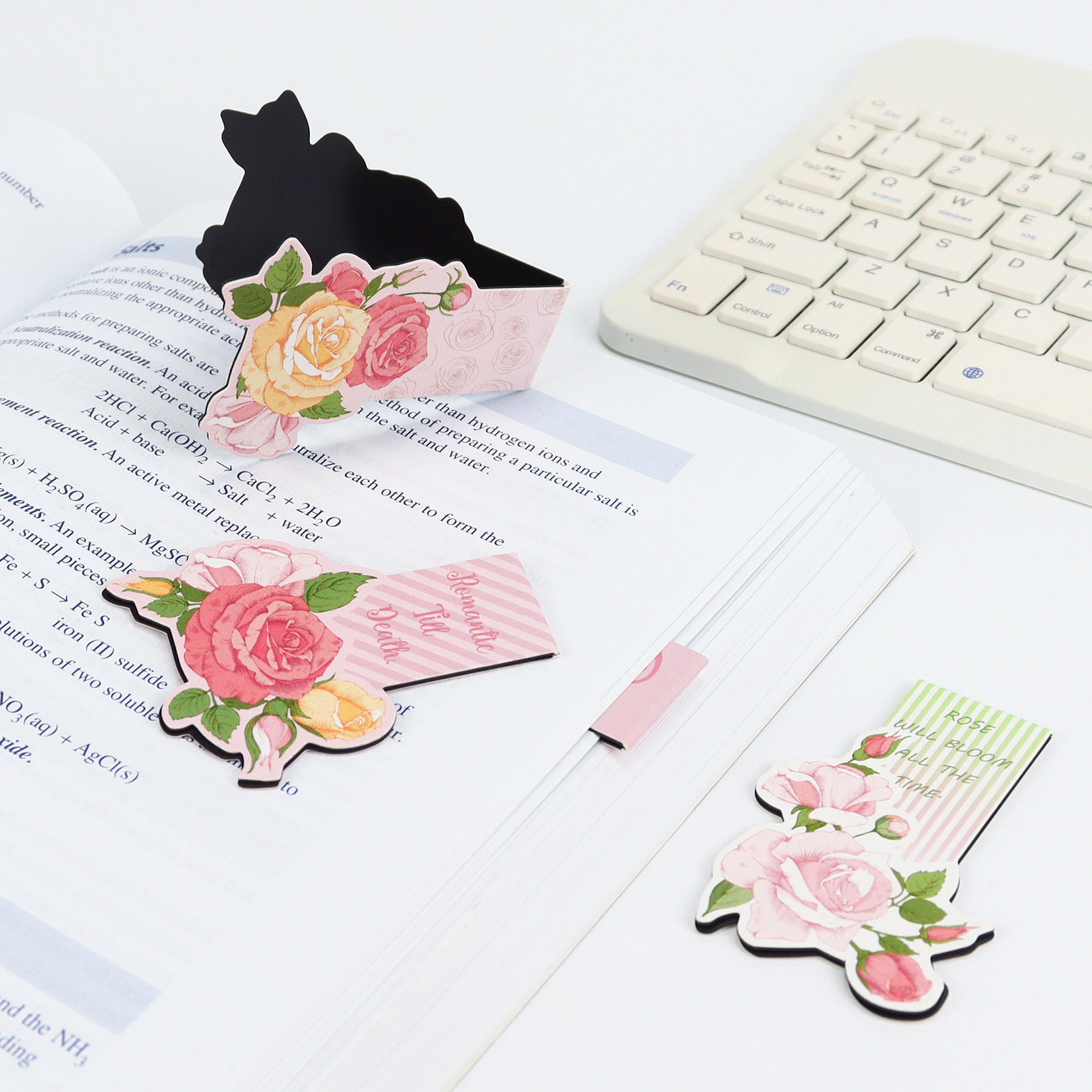 Pink Rose Blossom Alien Magnet - Bookmark Magnetic Clip บทวิจารณ์และราคา